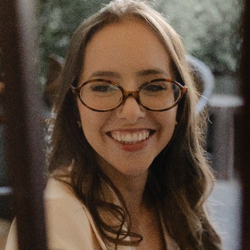 Ana Lazarini - Psicólogo em Arapongas | doctoranytime