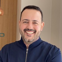 Dr. Leonardo Bueno - Dentista em Goiânia | doctoranytime