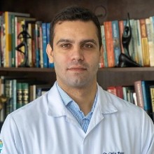 Dr. Carlos Eduardo Pratti Médico Ortopedista Especialista em Joelho Vitória ES